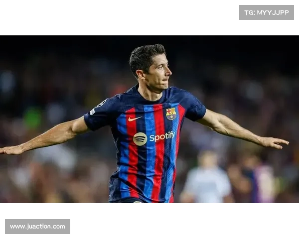 西甲经典对决回顾:皇马巴萨世纪大战再掀波澜 西甲经典对决回顾:皇马巴萨世纪大战再掀波澜